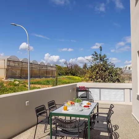 Mythical Blue 004 Daire Protaras